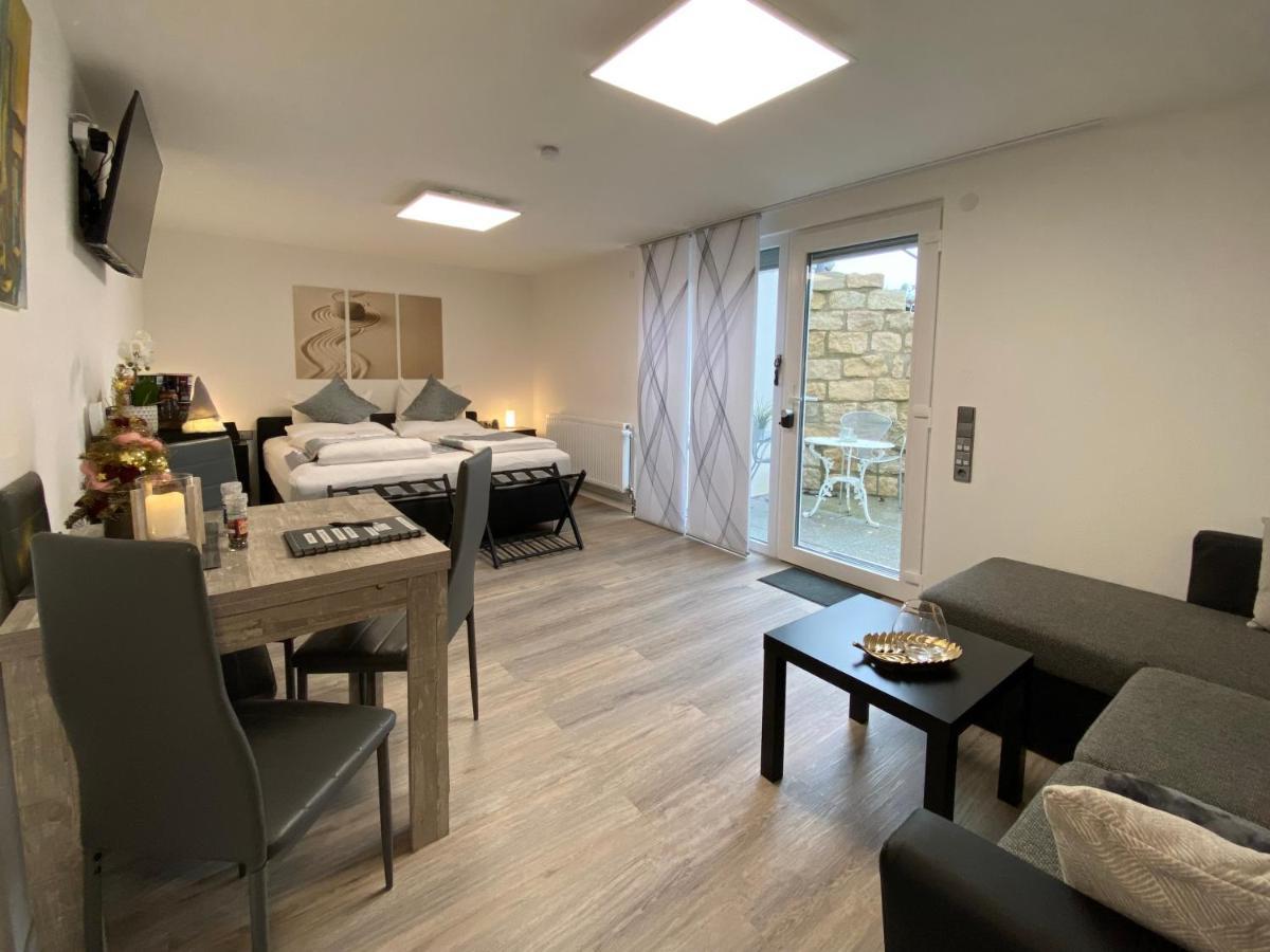1,5 Zimmer Apartment In S-Bahn Naehe, 35 Qm, Max 4 Pers, Zentral, Private Terasse, Internet 250 Mbit Gärtringen Dış mekan fotoğraf
