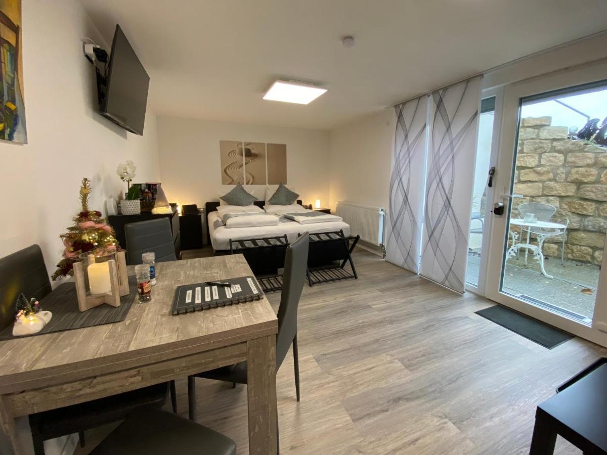 1,5 Zimmer Apartment In S-Bahn Naehe, 35 Qm, Max 4 Pers, Zentral, Private Terasse, Internet 250 Mbit Gärtringen Dış mekan fotoğraf